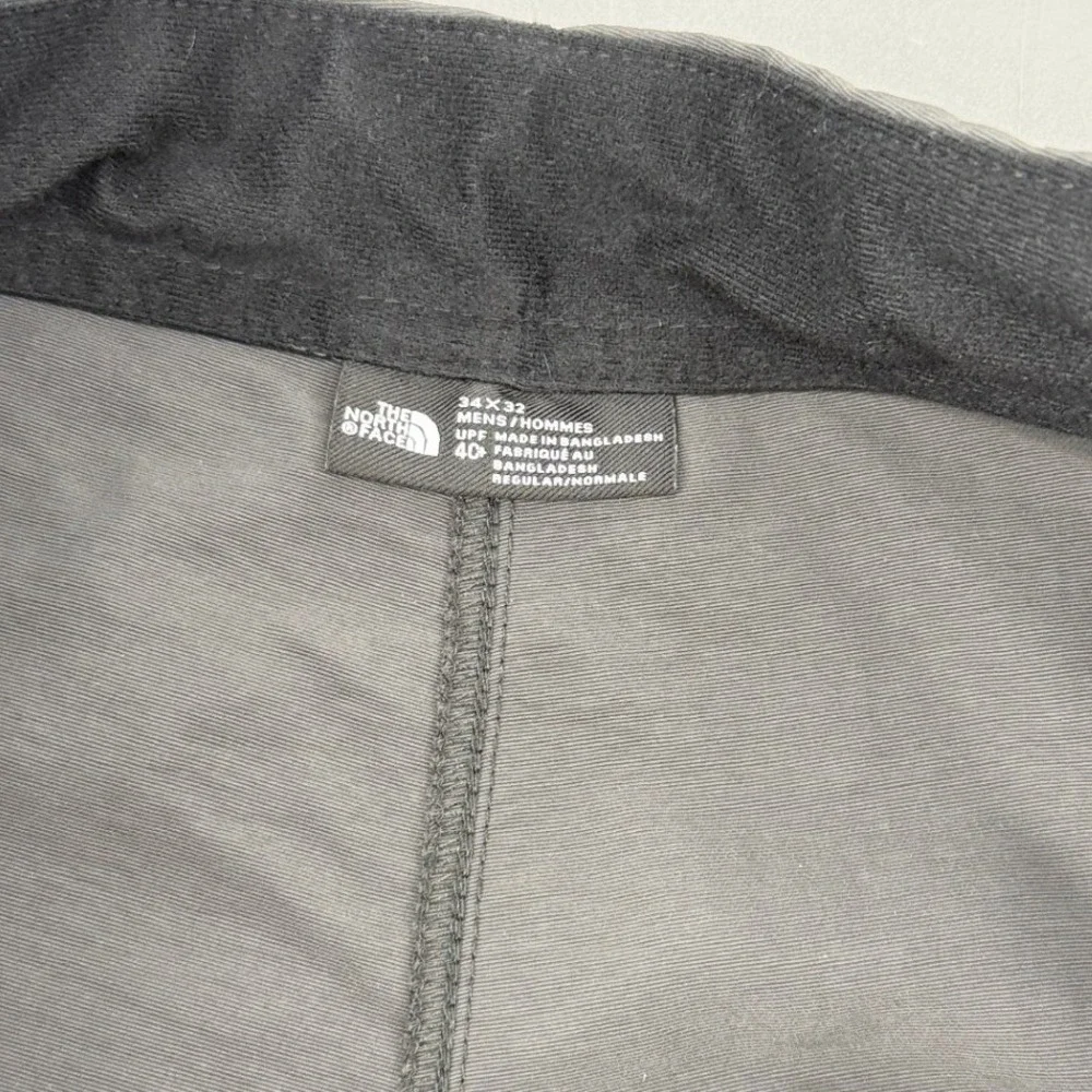The North Face Mens Grey Convertible Zip Off Hiking Pants 34x32 UPF 40 Belted